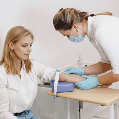 KMBV zorgopleidingen - verpleegtechnische vaardigheden