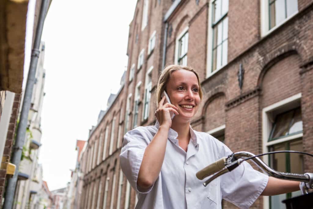 Zorgthema zorg in de wijk - Opleidingsinstituut KMBV